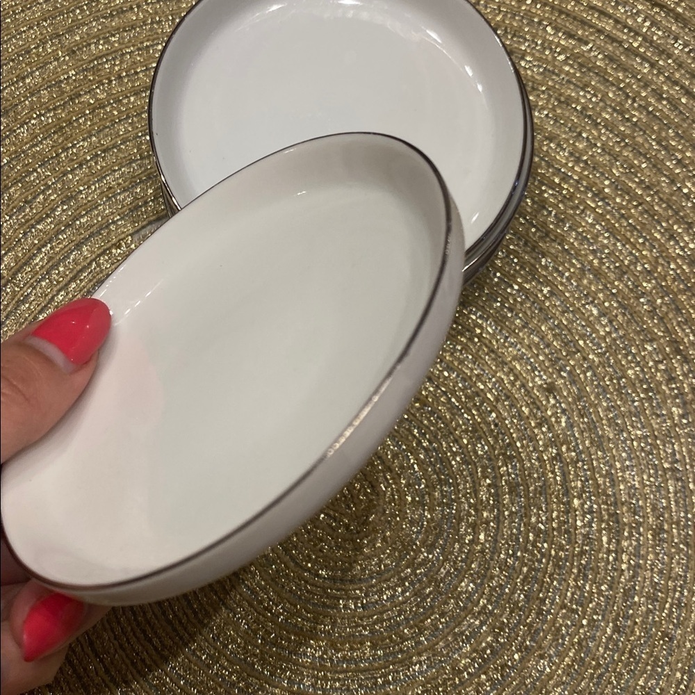Crown Empire Fine China White and silver Rimmed Dish Set of 5 small plates - Picture 4 of 5